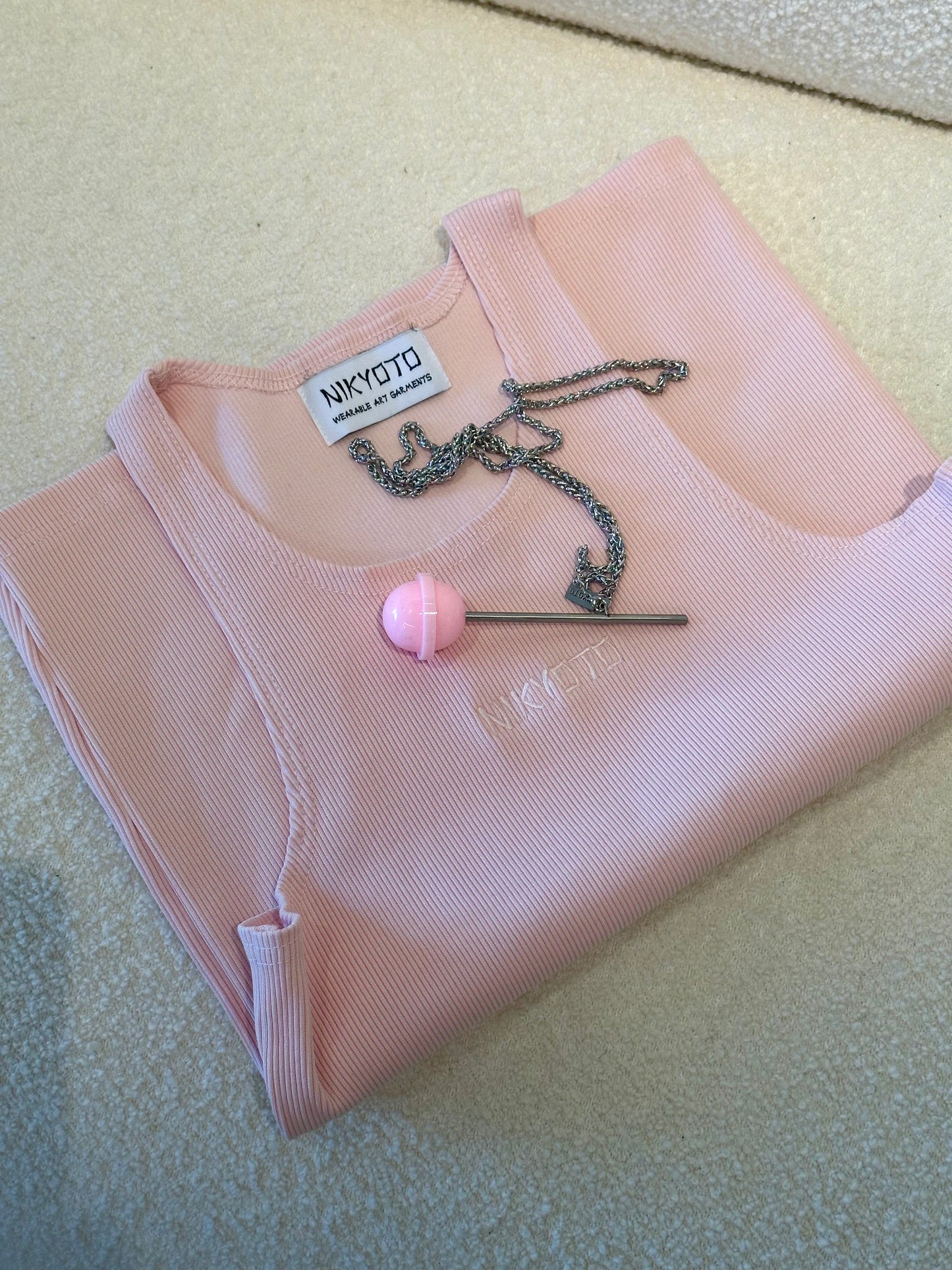 Pinku necklace