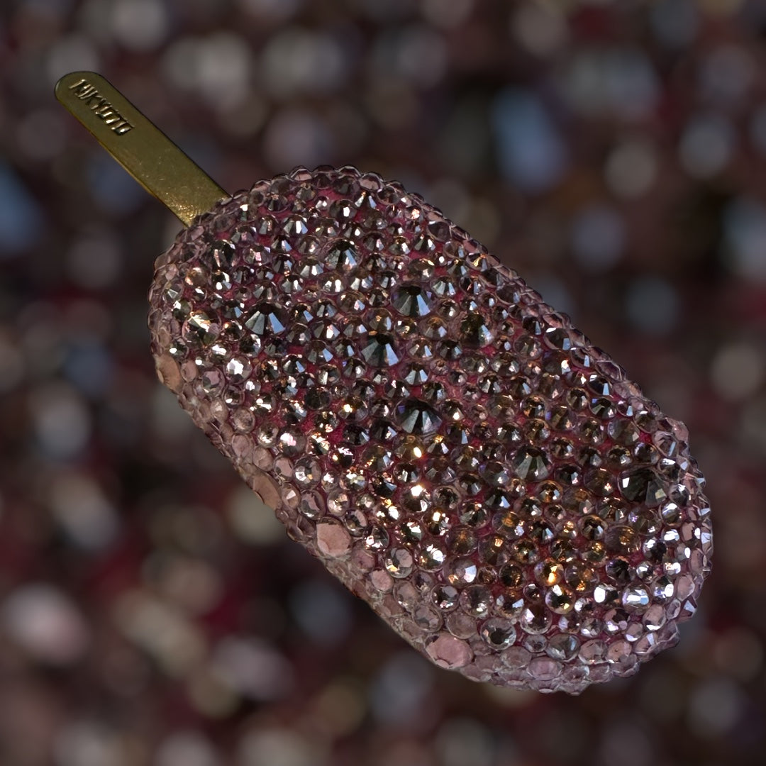 Redi brooch
