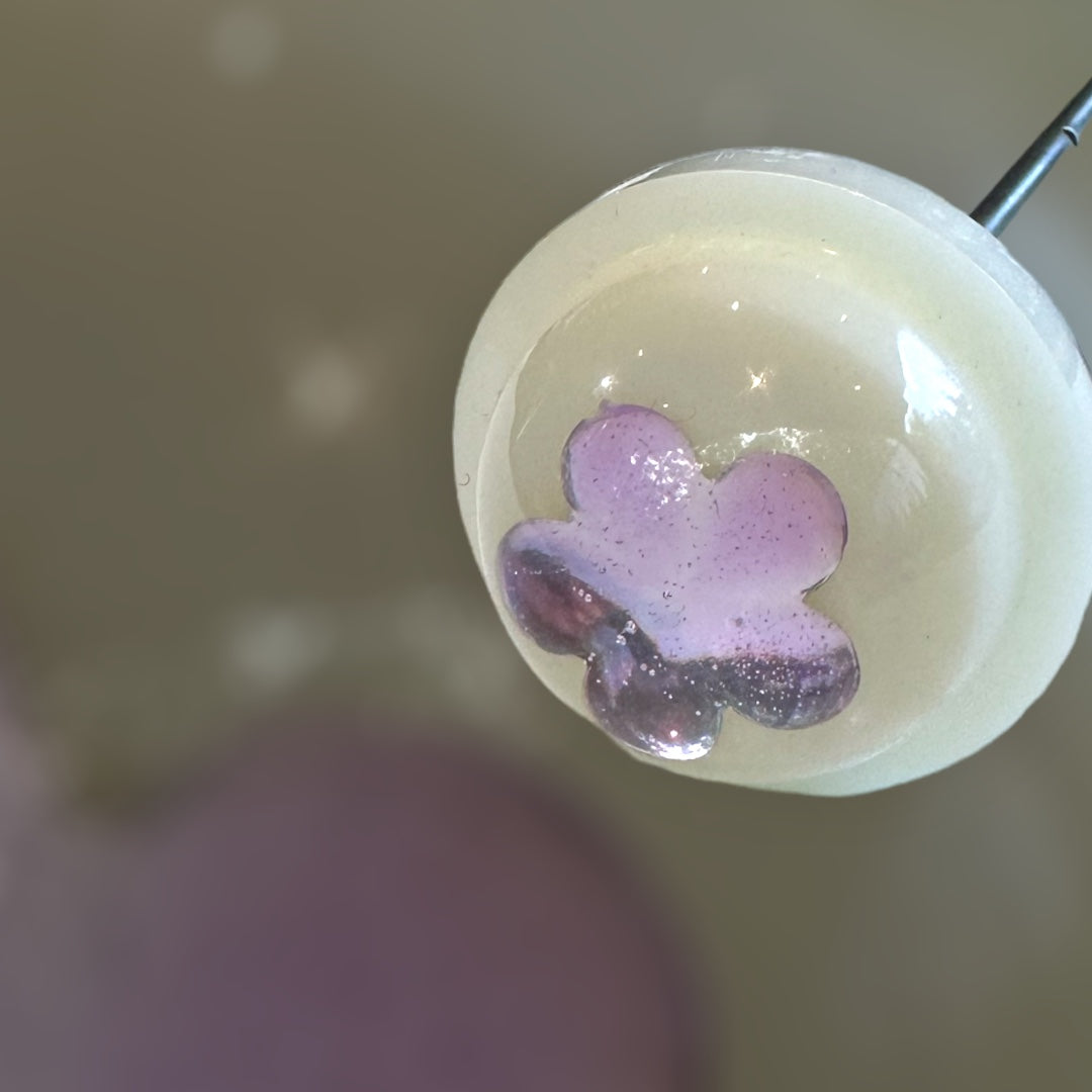 Lilac lollipop