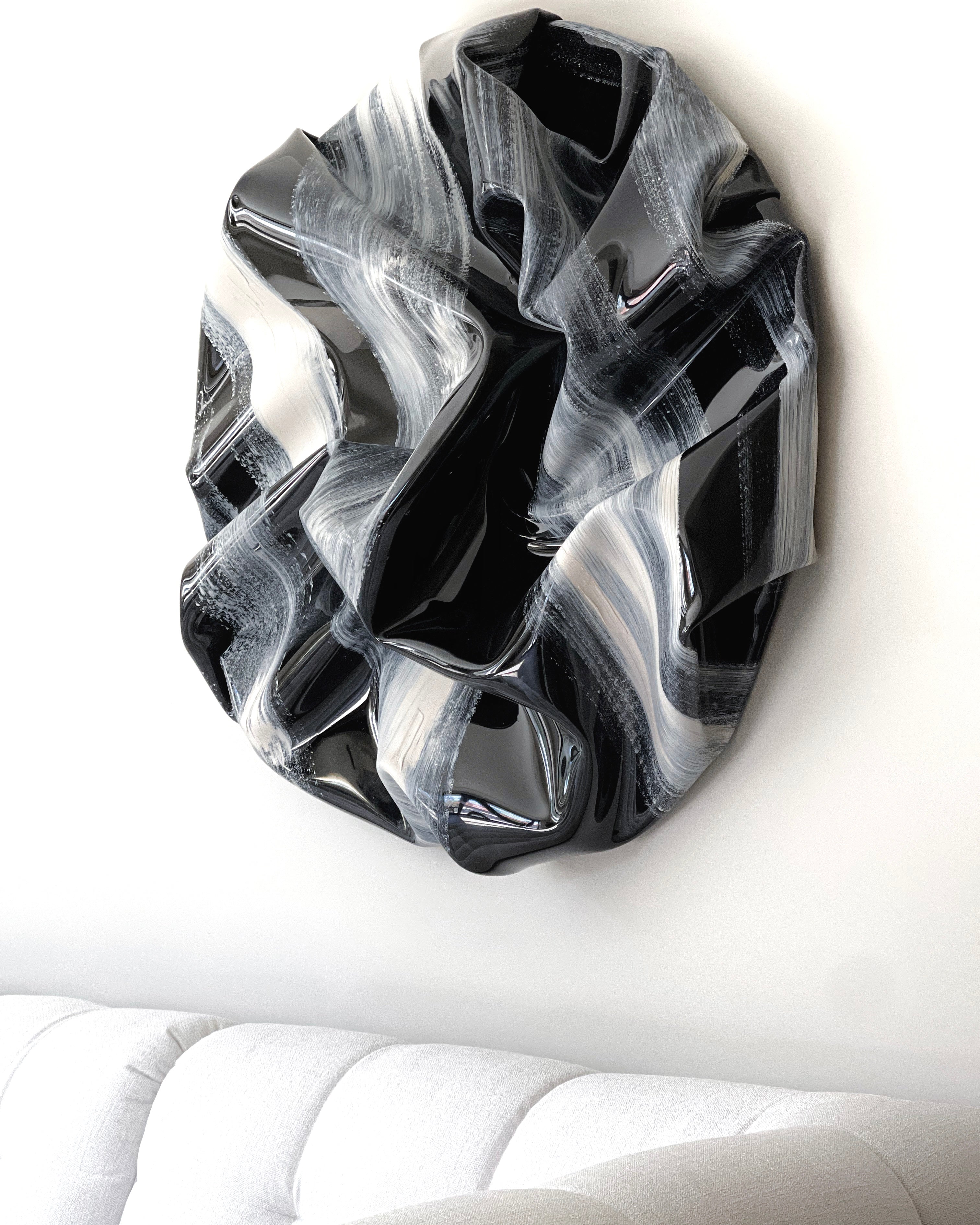 Gravity in Black