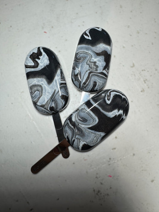 Cliff brooch