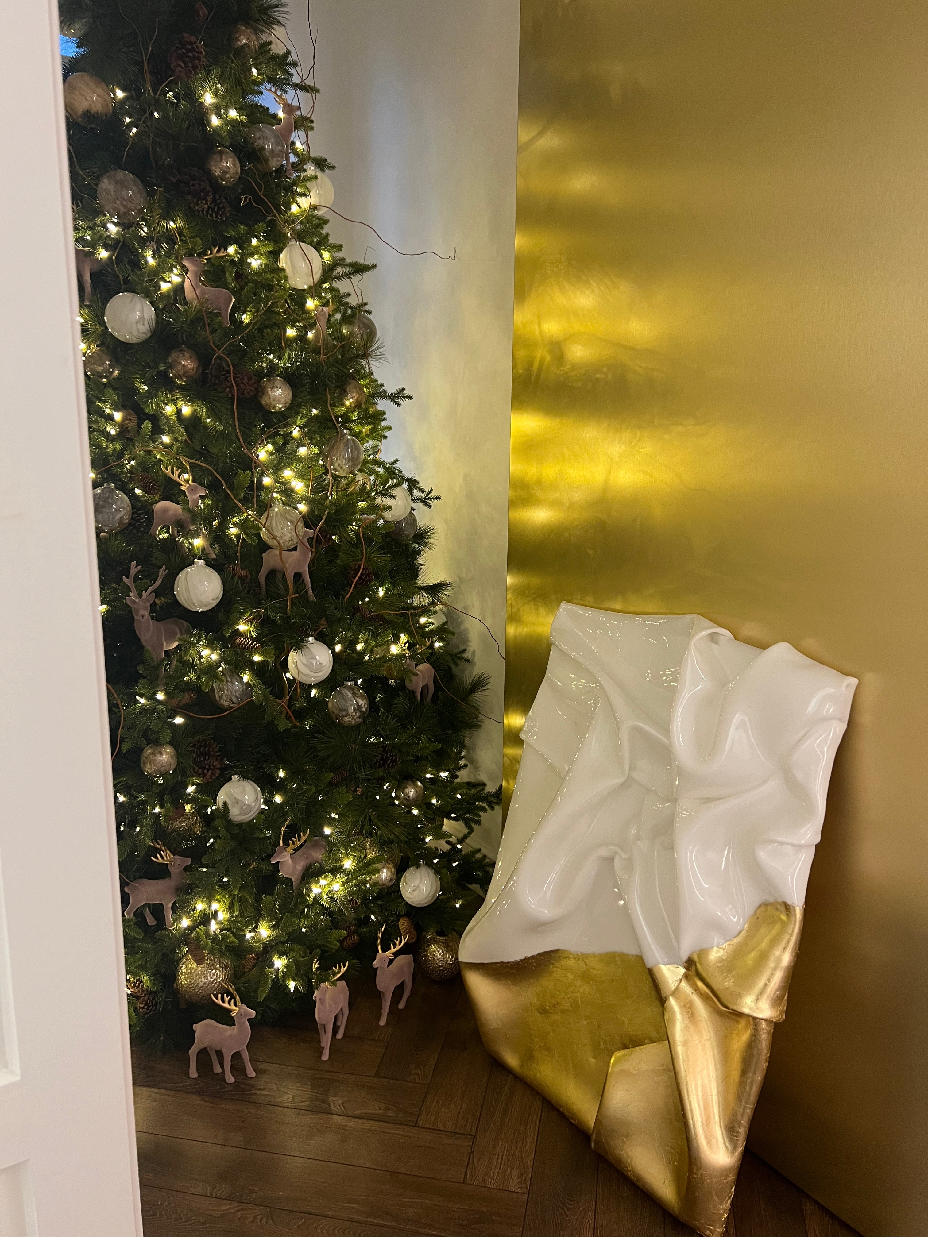 Golden Elegance-5