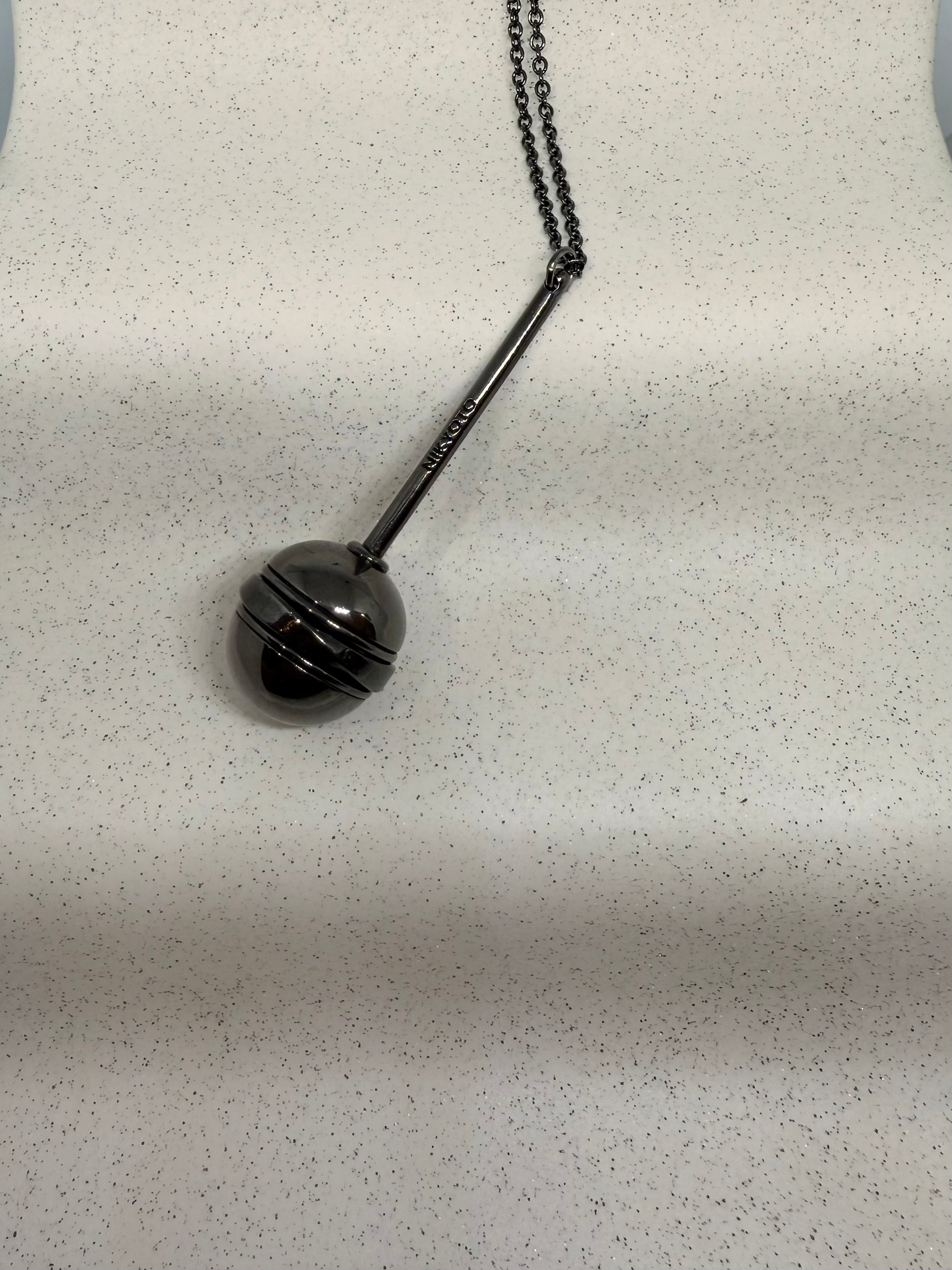 Fashion Lollie - Mobius Noir